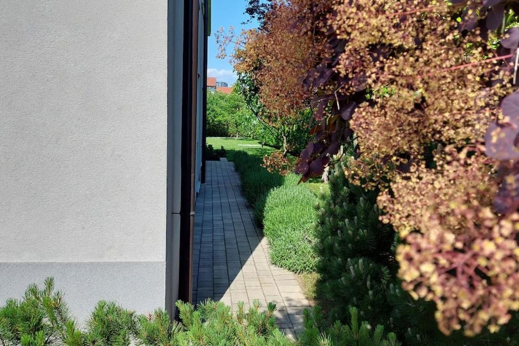 City Lodge Pine, Free Parking Ljubljana Exterior photo